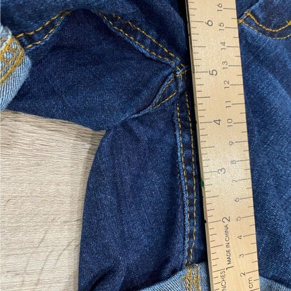 LC Lauren Conrad Stretch Denim Cuffed Shorts Size 4 - Picture 6 of 7
